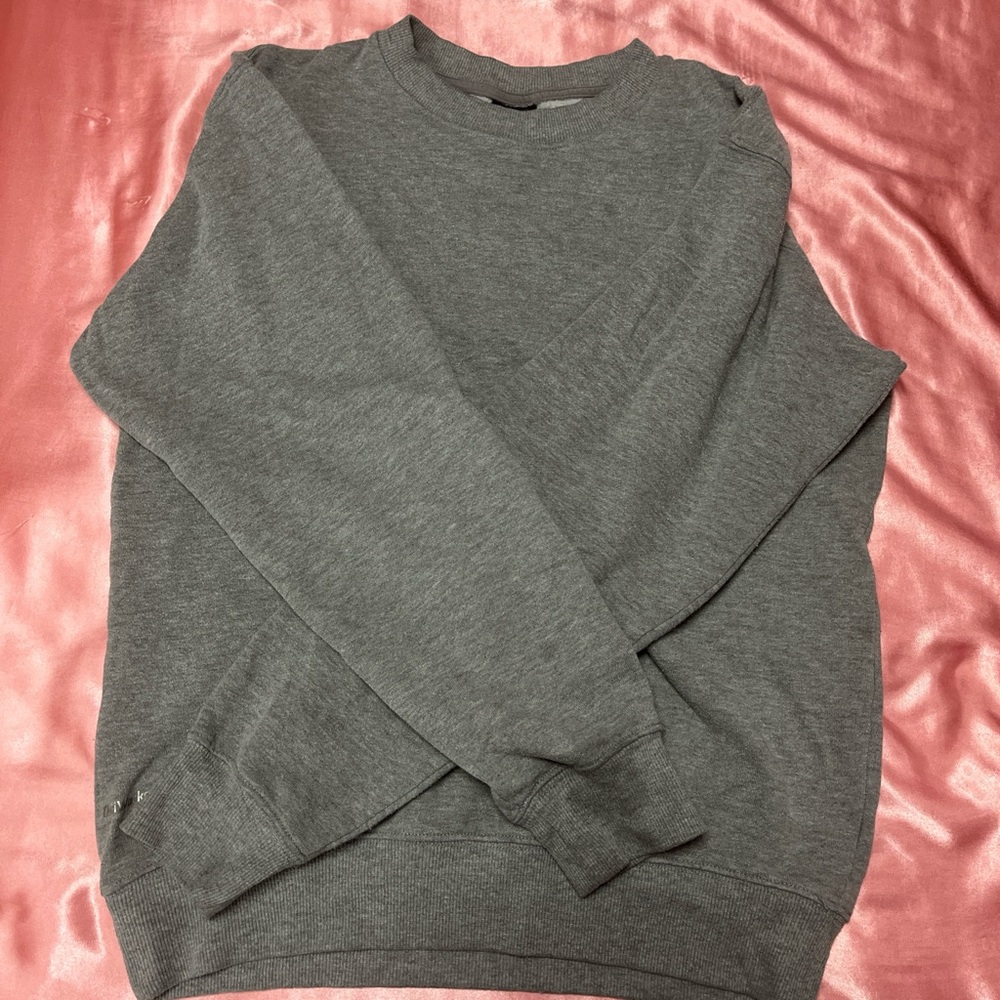 Men's Gray Sweater